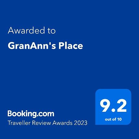 Granann'S Place 호텔 킹스톤 외부 사진